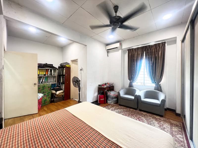 2-storey Terraced House for Sale in Ukay Bistari (Ulu Kelang) - Mu'izz Halim - Bedroom - PropertyGuru.com.my