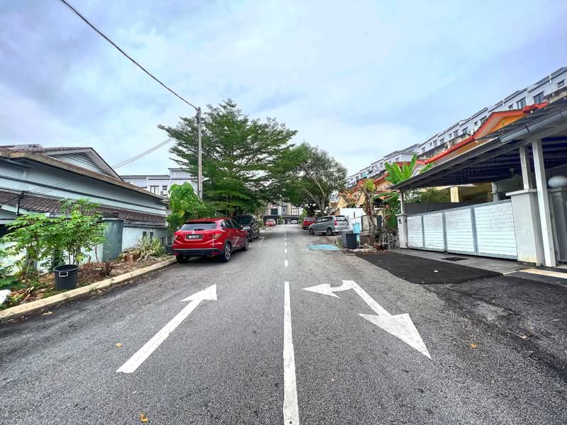 2-storey Terraced House for Sale in Ukay Bistari (Ulu Kelang) - Mu'izz Halim - Exterior - PropertyGuru.com.my