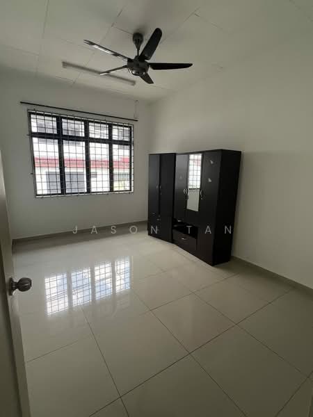 2-storey Terraced House for Sale in Taman Daya (Johor Bahru) - Jason Tan - Bedroom - PropertyGuru.com.my