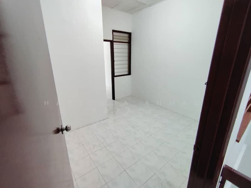 2-storey Terraced House for Rent in Sepang (Selangor) - Haslinda Ahmad Razali - Interior - PropertyGuru.com.my