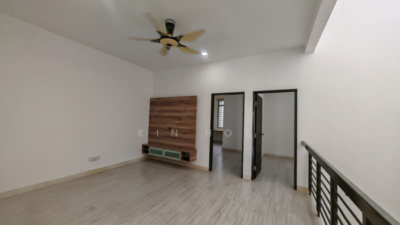 2-storey Terraced House for Sale in Saujana Impian (Kajang) - Kin Hoe - Living Room - PropertyGuru.com.my