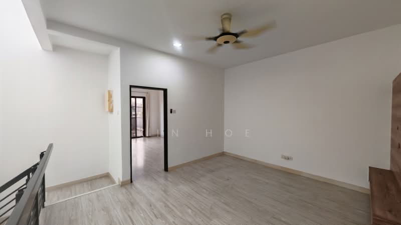 2-storey Terraced House for Sale in Saujana Impian (Kajang) - Kin Hoe - Living Room - PropertyGuru.com.my