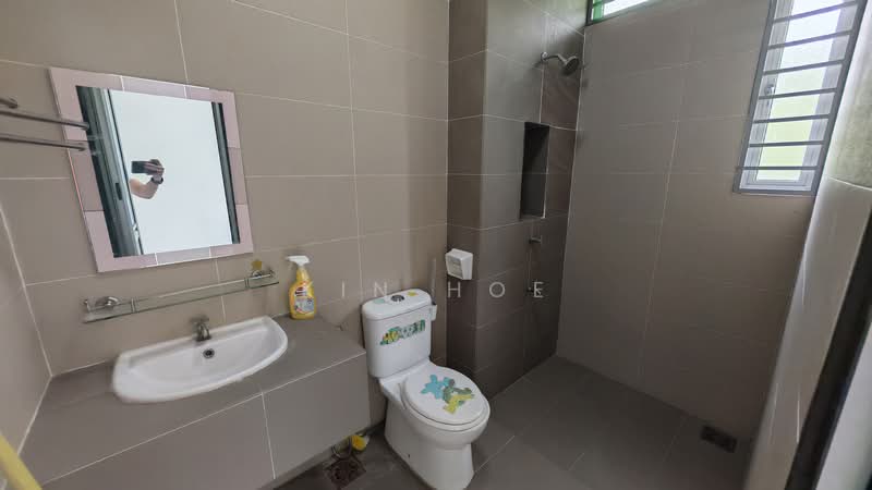 2-storey Terraced House for Sale in Saujana Impian (Kajang) - Kin Hoe - Bathroom - PropertyGuru.com.my