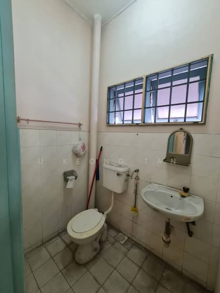 Terraced House for Sale in Klang (Selangor) - U Keong Tan - Bathroom - PropertyGuru.com.my
