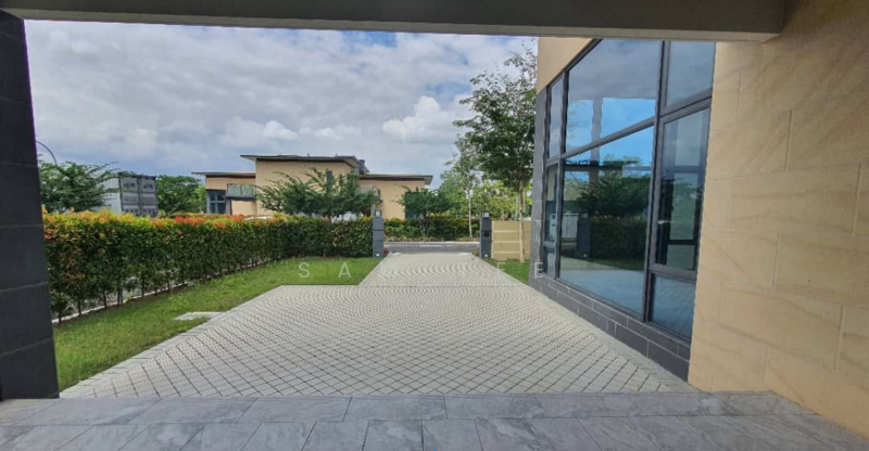 Cluster House for Sale in Forest City (Gelang Patah) - Sam Tee - Exterior - PropertyGuru.com.my