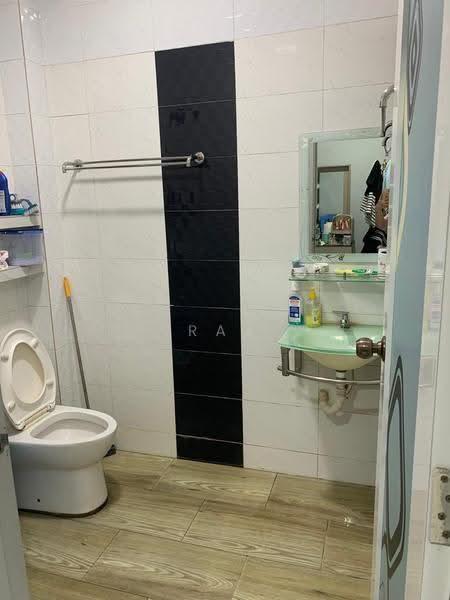 Semi-Detached House for Sale in Taman Pd Teknik (Port Dickson) - Raj Kumar - Bathroom - PropertyGuru.com.my