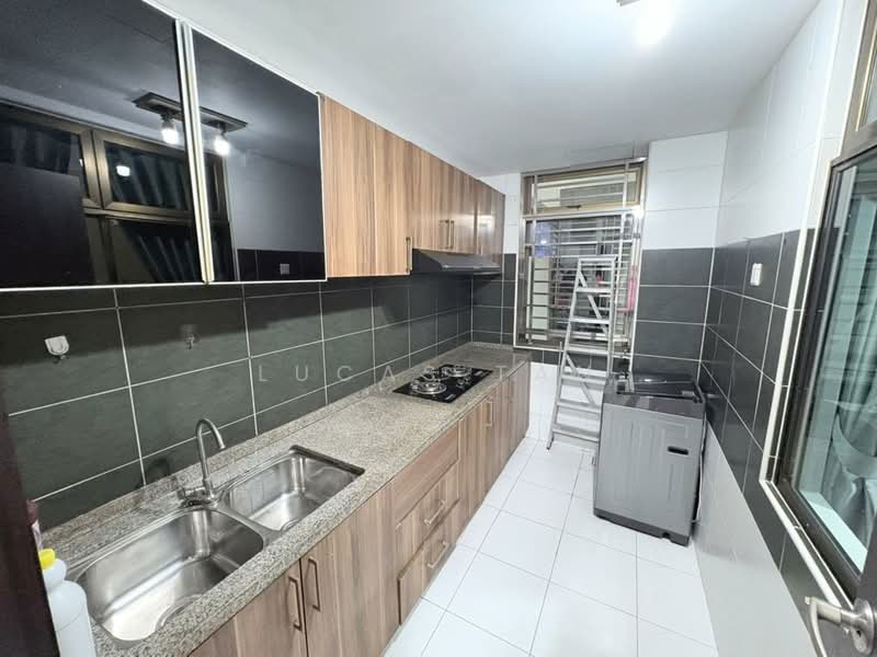Service Residence for Rent at D'Inspire Residence (Inspira Bestari) - Lucas Tan - Kitchen - PropertyGuru.com.my