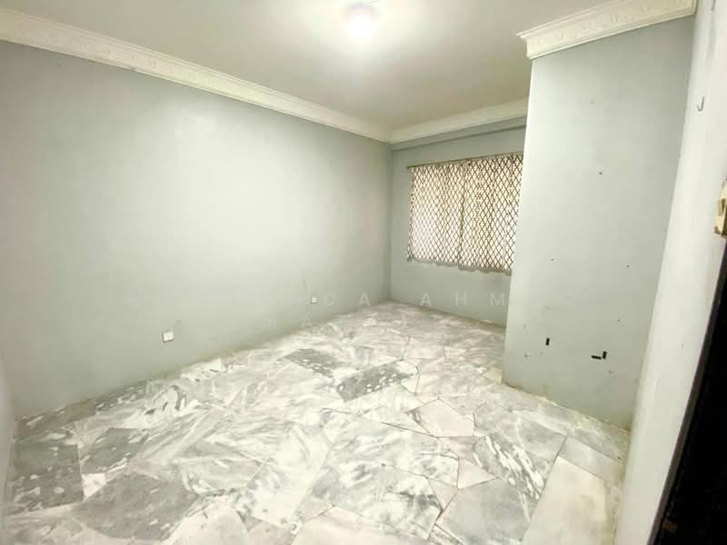 Apartment for Rent at Taman Bukit Kenangan - Haslinda Ahmad Razali - Interior - PropertyGuru.com.my