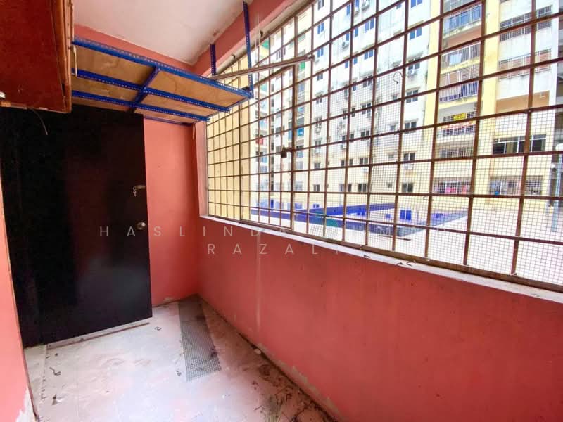 Apartment for Rent at Taman Bukit Kenangan - Haslinda Ahmad Razali - Balcony - PropertyGuru.com.my