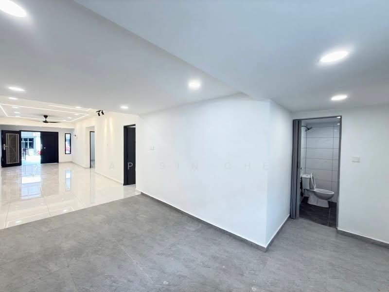 1-storey Terraced House for Sale in Taman Desa Skudai (Skudai) - Yap Sin Chen - Living Room - PropertyGuru.com.my