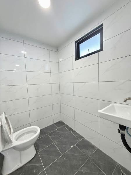 1-storey Terraced House for Sale in Taman Desa Skudai (Skudai) - Yap Sin Chen - Bathroom - PropertyGuru.com.my