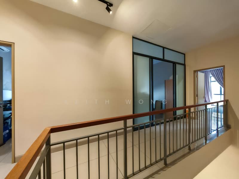 Cluster House for Sale in Taman Mount Austin (Tebrau) - Keith Wong - Corridor - PropertyGuru.com.my