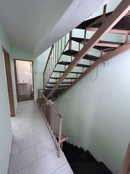 2.5-storey Terraced House for Rent in Desa Setapak (Wangsa Maju) - Kelvin Tan - Corridor - PropertyGuru.com.my