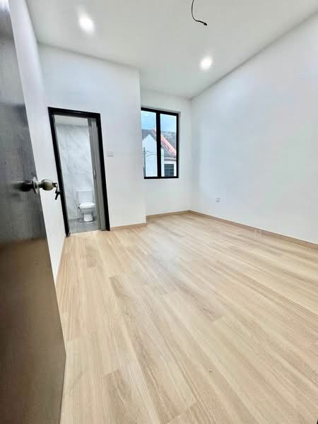 Bandar Baru Permas Jaya untuk Untuk Dijual - RM 828,000, Mac 2026 - Interior - PropertyGuru.com.my