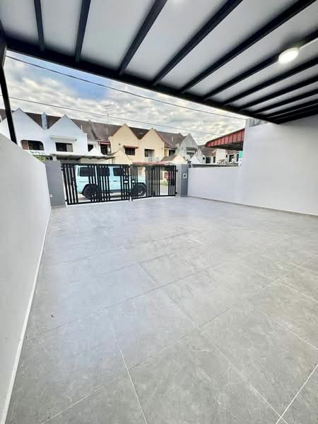 Bandar Baru Permas Jaya untuk Untuk Dijual - RM 828,000, Mac 2026 - Exterior - PropertyGuru.com.my