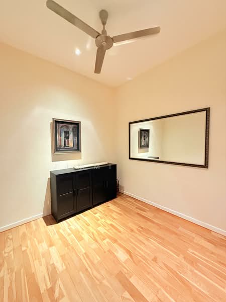 Service Residence for Sale at St Mary Residences - Jimmi Low - PropertyGuru.com.my