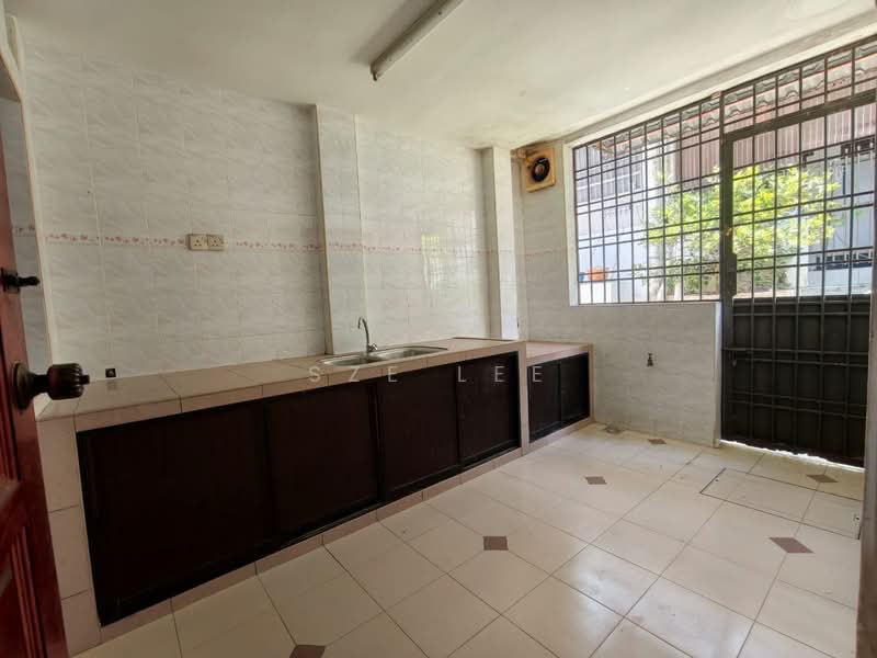 2-storey Terraced House for Sale in Taman Pelangi (Johor Bahru) - Sze Lee - PropertyGuru.com.my