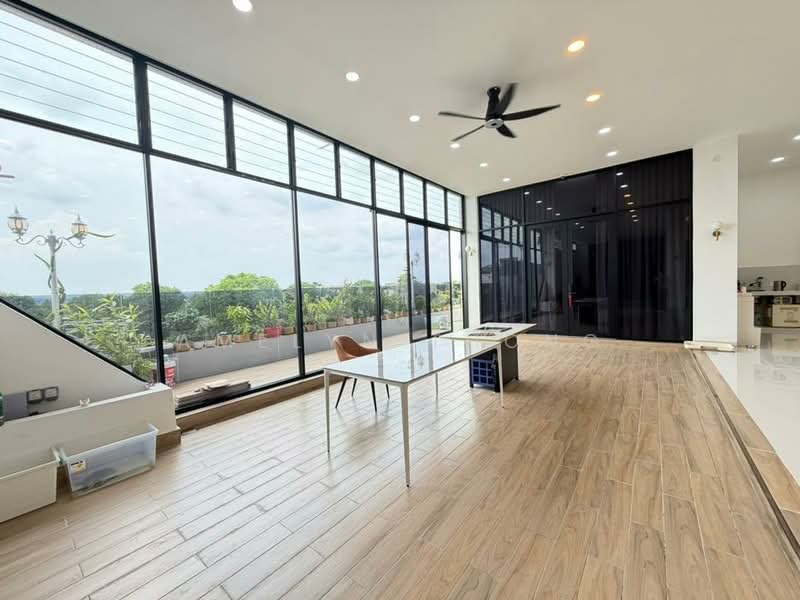 Kota Dmansara Bangalow for rent untuk Untuk Disewa - RM 71,000 /bulan, Mac 2026 - Living Room - PropertyGuru.com.my