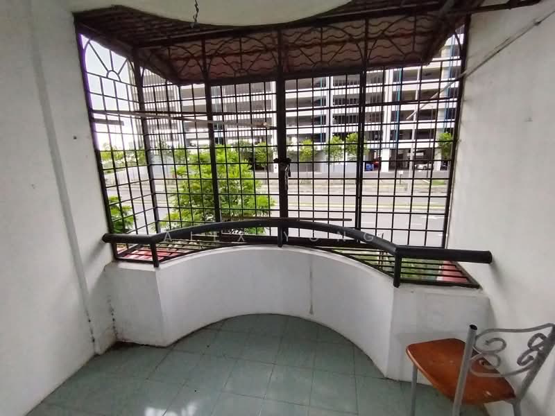 Apartment for Rent at Kekwa Apartment - Alex Yong - Balcony - PropertyGuru.com.my