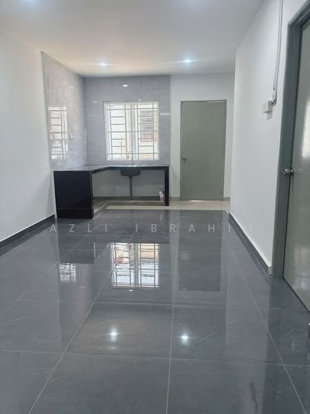 1-storey Terraced House for Sale in Bandar Teknologi Kajang (Kajang) - Azli Ibrahim - Kitchen - PropertyGuru.com.my
