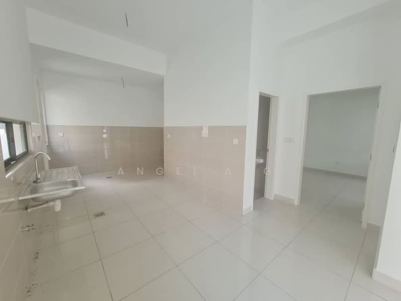Cluster House for Sale in Bandar Gamuda Gardens (Rawang) - Angel Ang - Kitchen - PropertyGuru.com.my