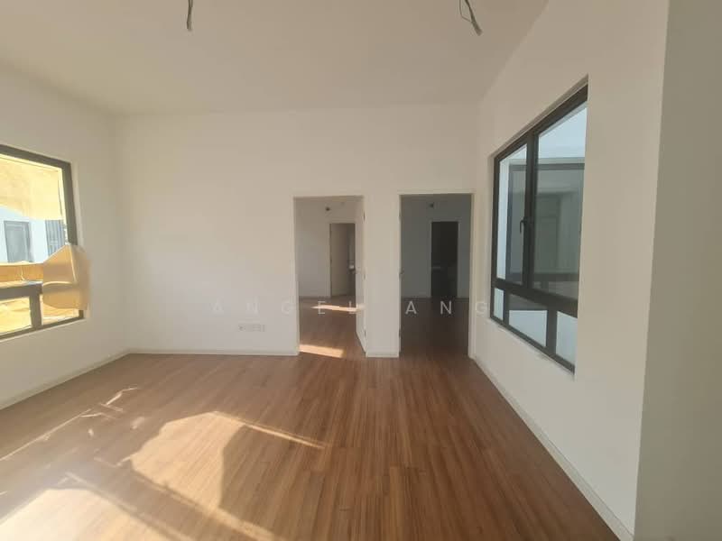 Cluster House for Sale in Bandar Gamuda Gardens (Rawang) - Angel Ang - Living Room - PropertyGuru.com.my