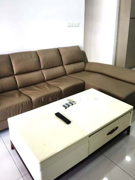 Condominium for Rent at Bay Laurel @ Country Garden Danga Bay - Kelly Lim - Living Room - PropertyGuru.com.my