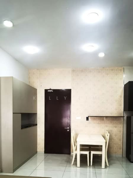 Condominium for Rent at Bay Laurel @ Country Garden Danga Bay - Kelly Lim - Dining Room - PropertyGuru.com.my