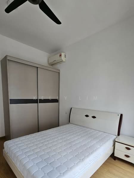 Condominium for Rent at Bay Laurel @ Country Garden Danga Bay - Kelly Lim - Bedroom - PropertyGuru.com.my