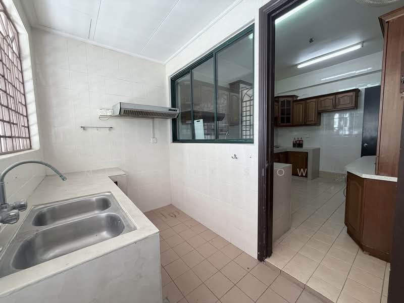 Semi-Detached House for Sale in Taman Bukit Segar (Cheras) - Michelle Siow - Kitchen - PropertyGuru.com.my