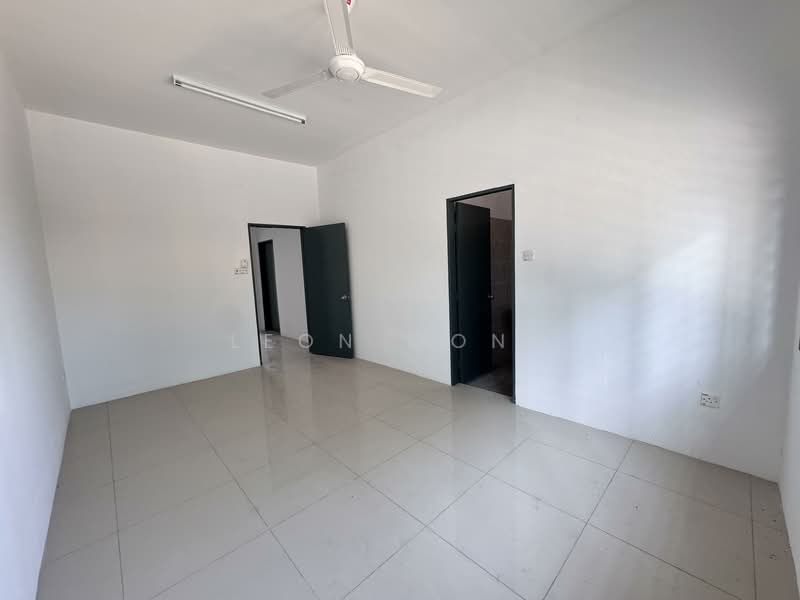 2-storey Terraced House for Sale in Taman Scientex Rawang (Rawang) - LEON WONG - Interior - PropertyGuru.com.my