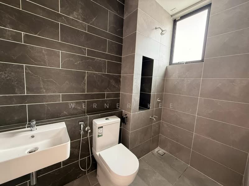 2-storey Terraced House for Rent in Johor Bahru (Johor) - Werner Kee - Bathroom - PropertyGuru.com.my