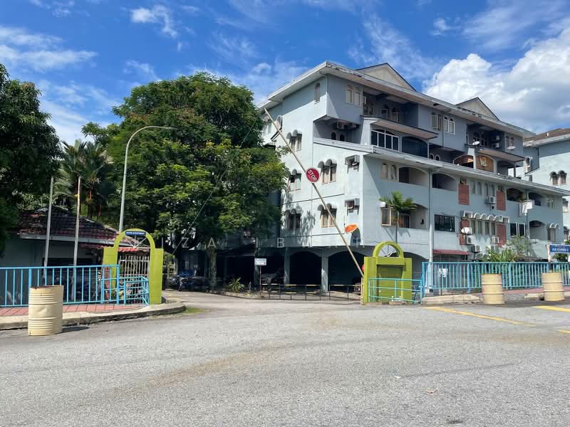 Apartment for Sale at Putri Apartment - Fiza Ibrahim - Exterior - PropertyGuru.com.my