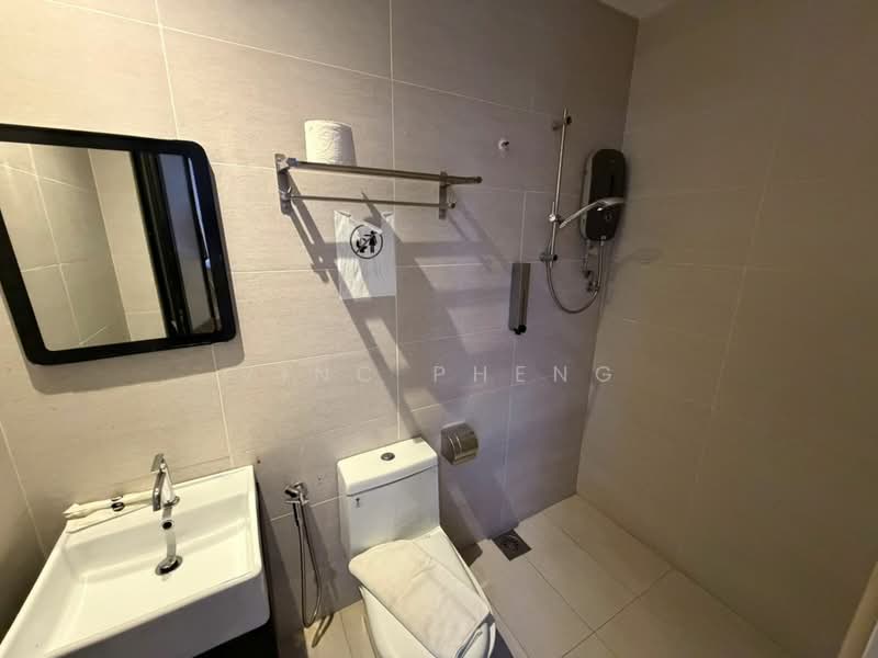 Taman Melaka Raya untuk Untuk Disewa - RM 12,000 /bulan, Mac 2026 - Bathroom - PropertyGuru.com.my