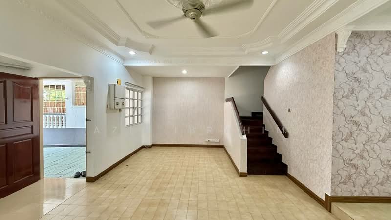 2-storey Terraced House for Sale in Taman TAR (Tun Abdul Razak) (Ampang) - Azli Ibrahim - Living Room - PropertyGuru.com.my