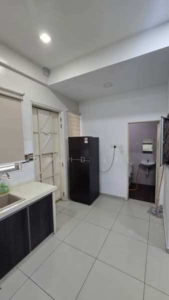 Taman Naluri Indah untuk Untuk Disewa - RM 2,500 /bulan, Mac 2026 - Kitchen - PropertyGuru.com.my