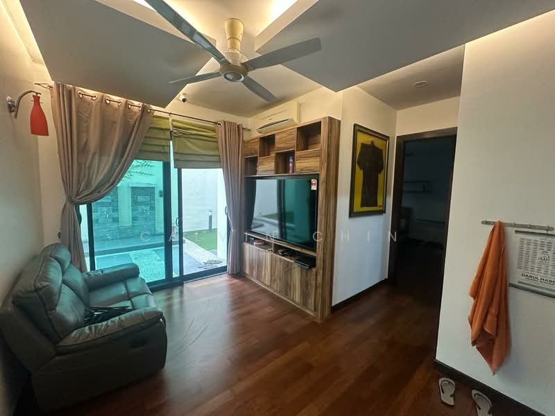 Semi-Detached House for Sale in Taman Melawati (Ulu Kelang) - calvin Chin - Living Room - PropertyGuru.com.my