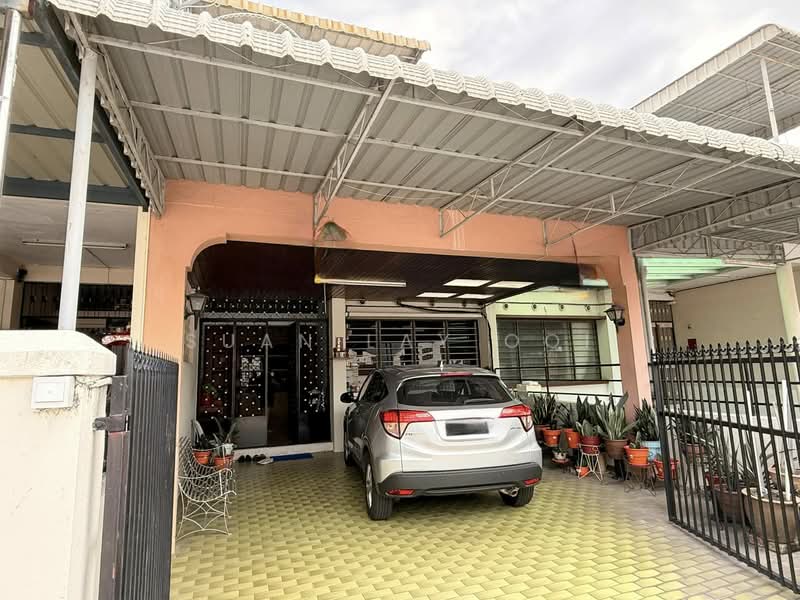 2-storey Terraced House for Sale in Pulau Tikus (Penang) - Suan Lay Ooi - Exterior - PropertyGuru.com.my
