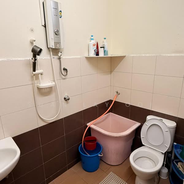 2-storey Terraced House for Sale in Pulau Tikus (Penang) - Suan Lay Ooi - Bathroom - PropertyGuru.com.my