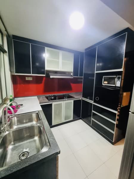 Service Residence for Sale at Tebrau City Residences - Karen Yeo - Kitchen - PropertyGuru.com.my