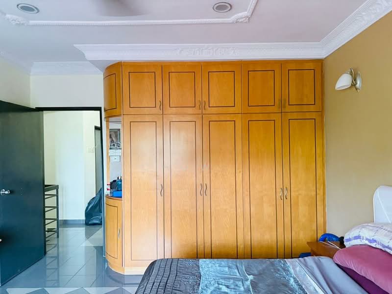 2-storey Terraced House for Sale in Taman Bukit Cheras (Cheras) - Chow . - Bedroom - PropertyGuru.com.my
