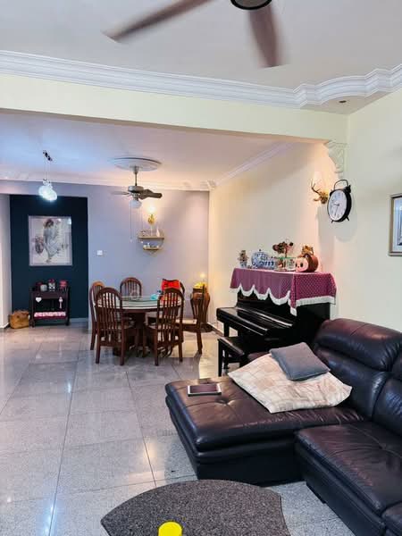 2-storey Terraced House for Sale in Taman Bukit Cheras (Cheras) - Chow . - Living Room - PropertyGuru.com.my