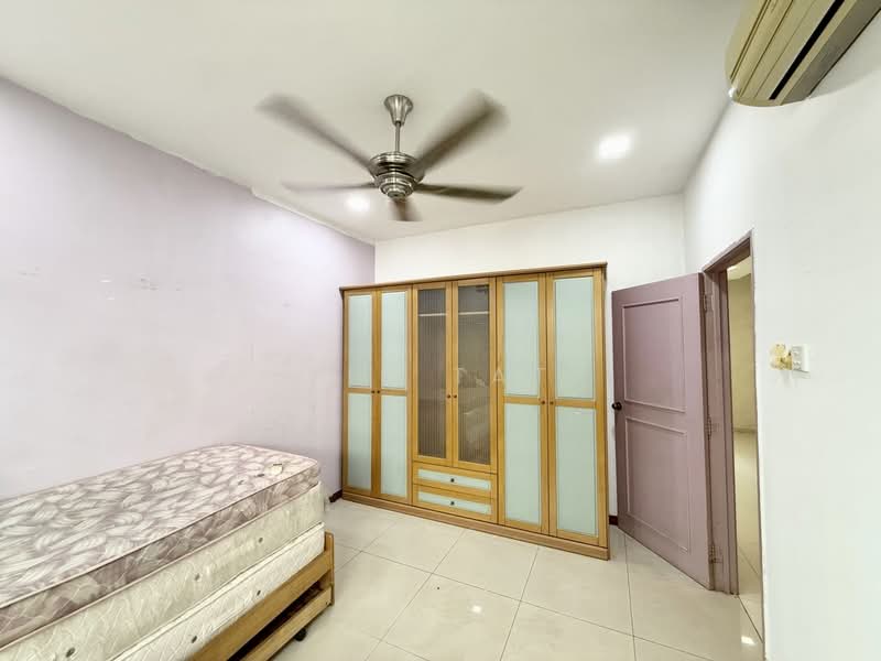 Link Bungalow for Sale in Austin Perdana (Tebrau) - Yik Tat - PropertyGuru.com.my