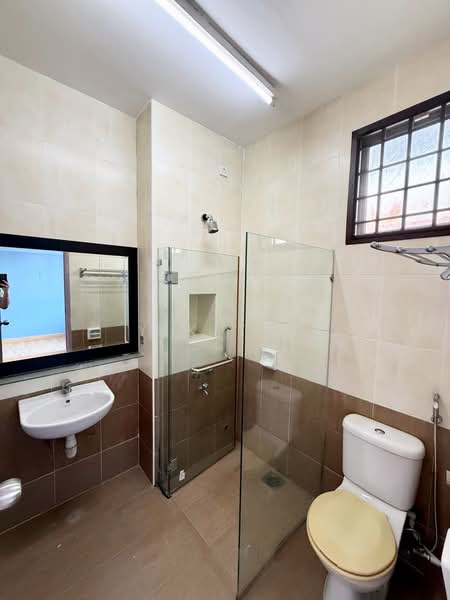 Link Bungalow for Sale in Austin Perdana (Tebrau) - Yik Tat - PropertyGuru.com.my