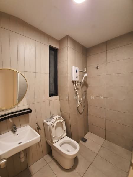 Service Residence for Sale at Kenwingston Avenue - Kean Phang - Bathroom - PropertyGuru.com.my