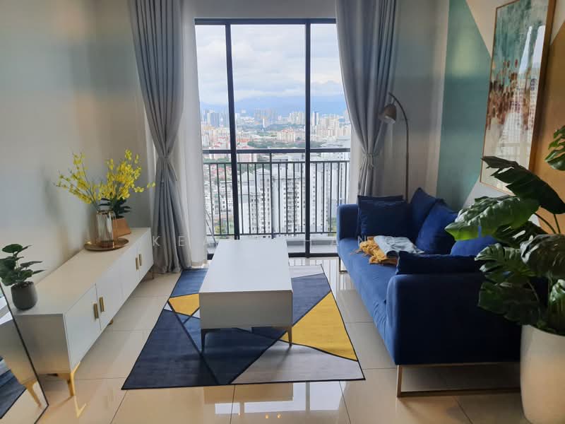 Servis Apartment untuk Dijual di Kenwingston Avenue - Kean Phang - Living Room - PropertyGuru.com.my