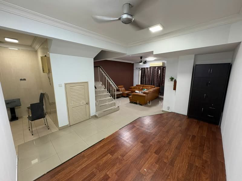 2.5-storey Terraced House for Rent in Laman Rimbunan (Kepong) - Jowen Lum - Living Room - PropertyGuru.com.my