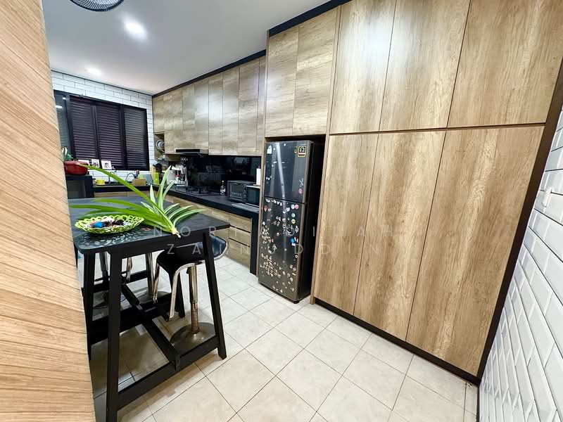 2-storey Terraced House for Sale in Denai Alam (Shah Alam) - NORFADILAH ZAINUDDIN - Kitchen - PropertyGuru.com.my