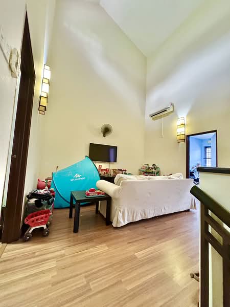 2-storey Terraced House for Sale in Denai Alam (Shah Alam) - NORFADILAH ZAINUDDIN - Living Room - PropertyGuru.com.my