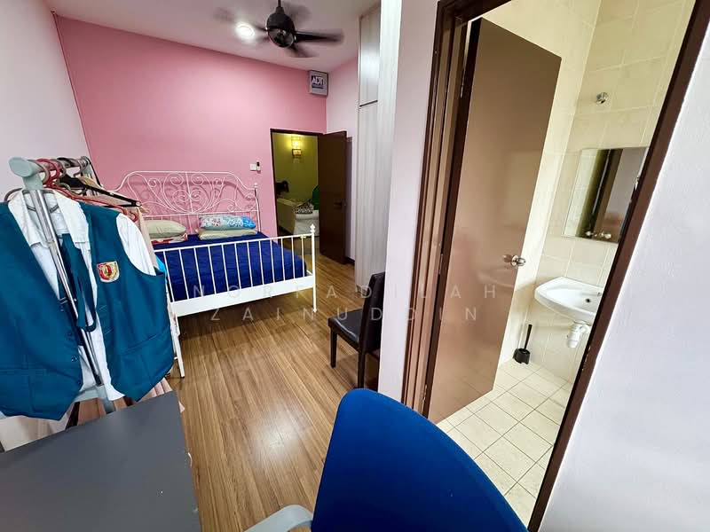 2-storey Terraced House for Sale in Denai Alam (Shah Alam) - NORFADILAH ZAINUDDIN - Bedroom - PropertyGuru.com.my